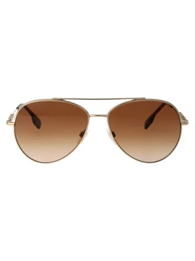 Burberry Eyewear Logo-plaque Pilot-frame Sunglasses In Gold