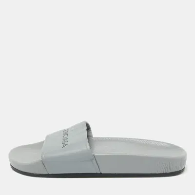 Pre-owned Balenciaga Grey Leather Flat Slides Size 35