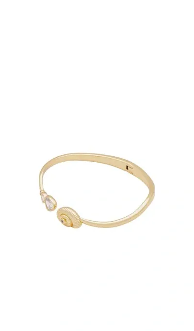 Ettika Shell Bracelet In Gold