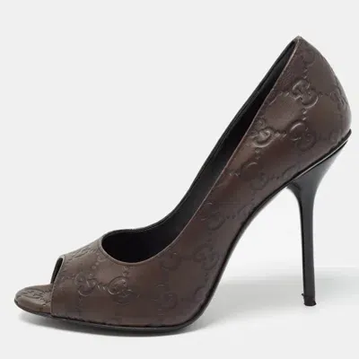 Pre-owned Gucci Ssima Leather Peep Toe Pumps Size 37 In Brown