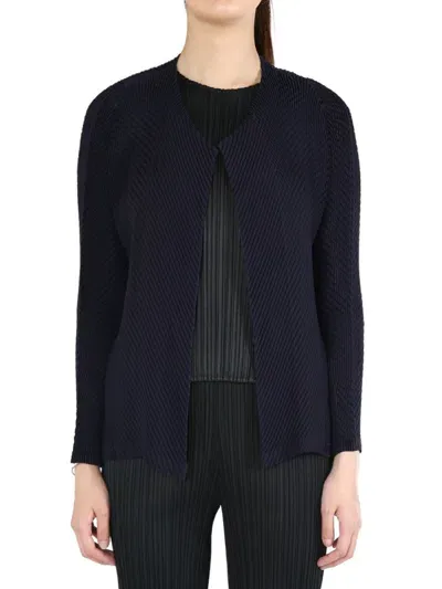 Issey Miyake Orbicular Pleats Cardigan In Blue