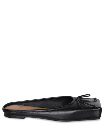 Jacquemus Flats In Black