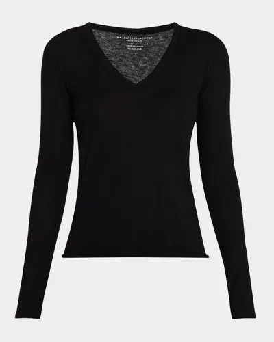 Majestic Machine Washable Cashmere V-neck Pullover In Black