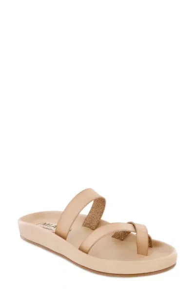 Mia Zora Toe Loop Sandal In Beige