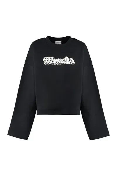 Moncler Crewneck Logo Sweatshirt In Nero