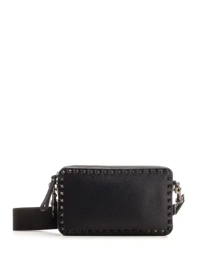 Valentino Garavani Rockstud Shoulder Bag In Black