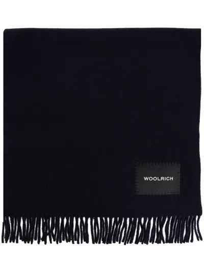 Woolrich Pure Virgin Wool Scarf In Black