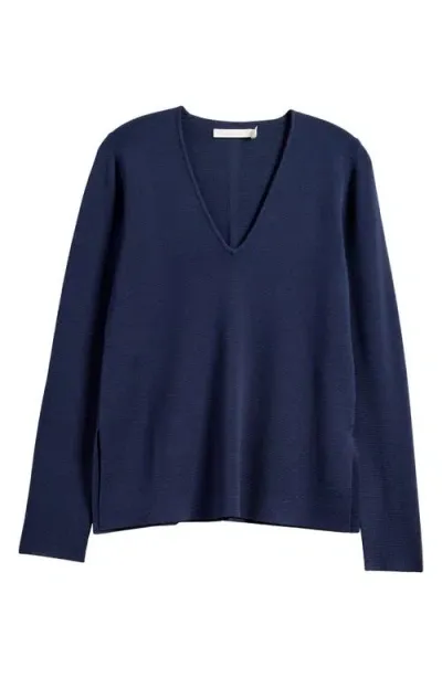 Wyeth V-neck Sweater In Navy