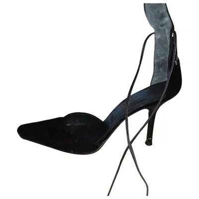 Pre-owned Sergio Rossi Velvet Heels In Black