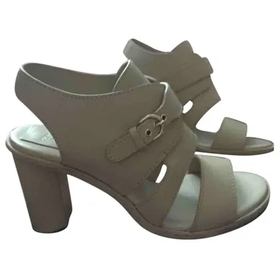 Pre-owned Jil Sander Leather Sandals In Ecru