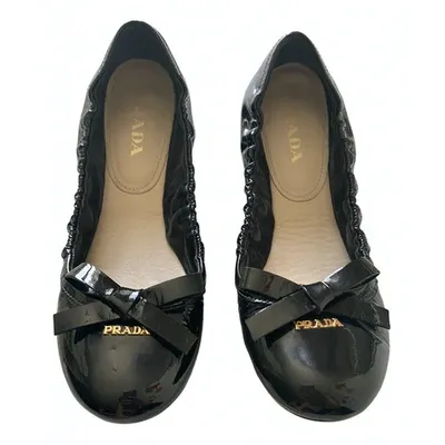 Pre-owned Prada Ballet Flats In Black