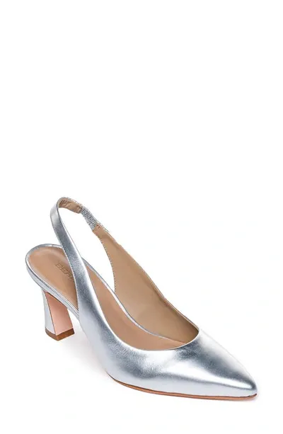 Bernardo Footwear Slingback Pump In Silver Leather