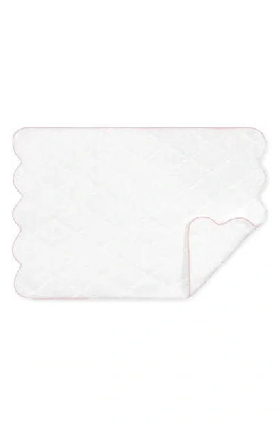 Matouk Cairo Scallop Trim Cotton Quilted Mat In Pink